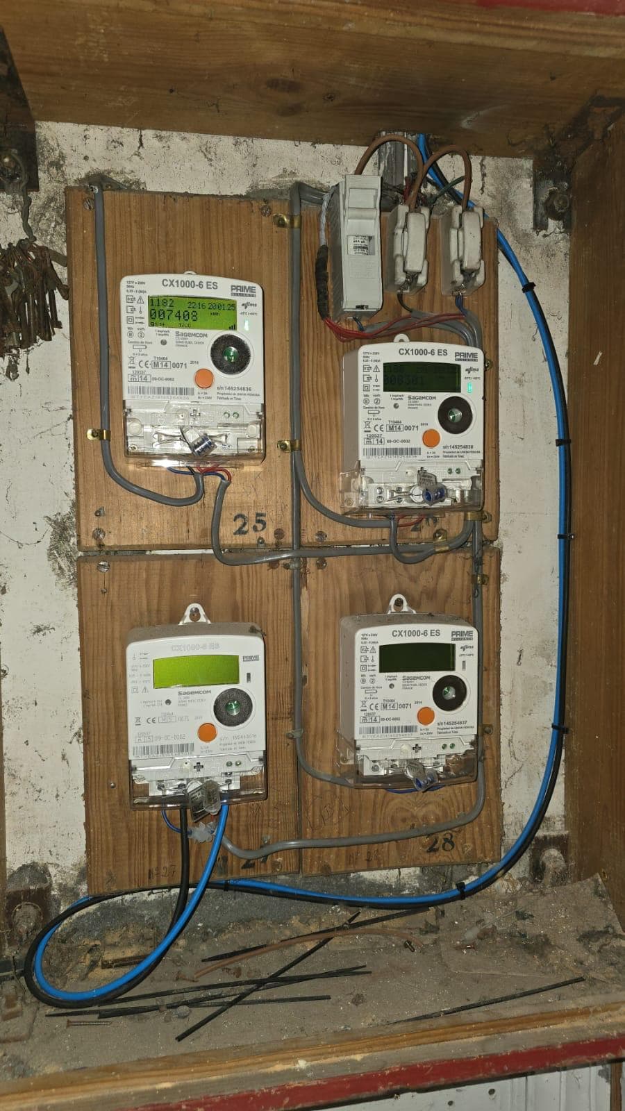 Trabajo de electricidad - red HogarAssist